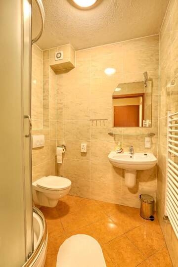 Фото номера Стандартный одноместный номер Отель Hotel Tenis г. Chrząstowice 5